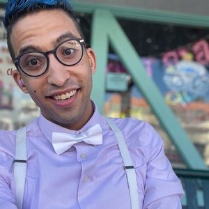 Meet your Posher, Gregory